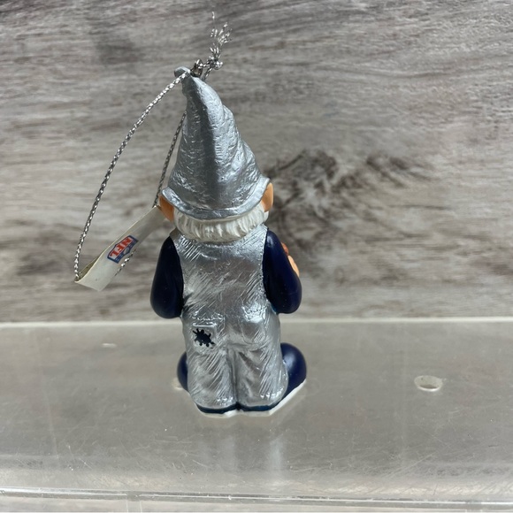 NEW ENGLAND PATRIOTS TEAM GNOME CHRISTMAS HOLIDAY ORNAMENT FOREVER NWT - Picture 3 of 6